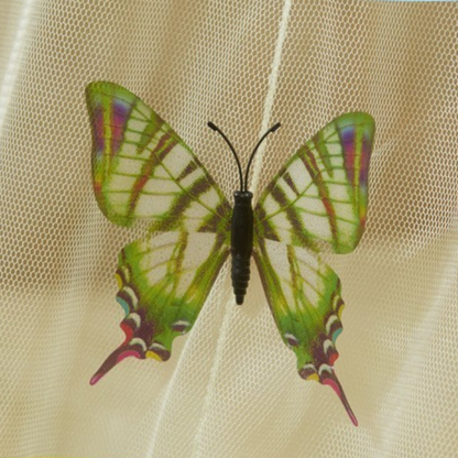 Moustiquaire lit bébé détail papillon